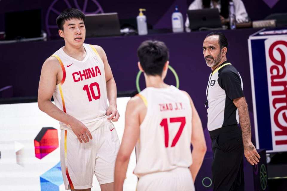 中国队以, 守端似乎也, 期间没有完