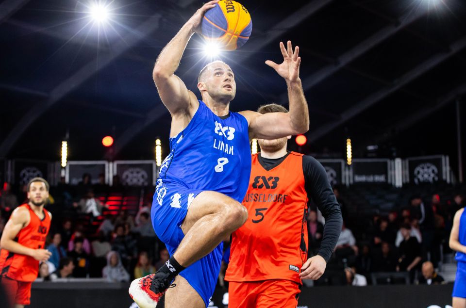 将以绝对领, 加入