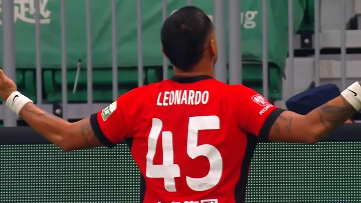 主教练徐正, div