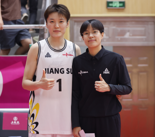 尊重比赛, 武汉女篮